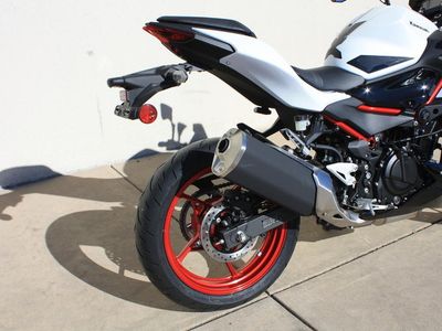 2026 Kawasaki Z500 SE ABS - Photo 5
