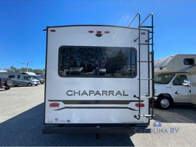 2025 Coachmen Chaparral Lite - Photo 4