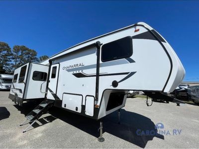 2025 Coachmen Chaparral Lite - Photo 2
