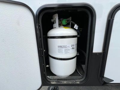 2026 Coachmen RV Chaparral Lite - Photo 12
