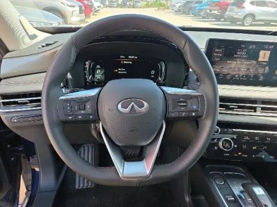 2025 INFINITI QX60 — photo 16 view