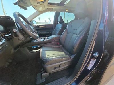 2025 INFINITI QX60 — photo 13 view