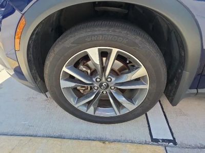 2025 INFINITI QX60 — photo 10 view