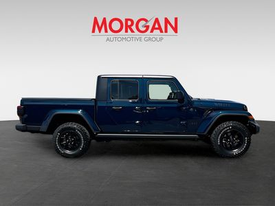 2025 Jeep Gladiator - Photo 8