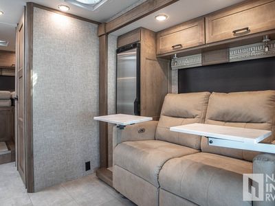 2025 Tiffin Motorhomes Wayfarer - Photo 12