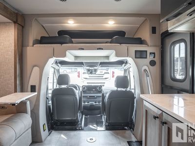 2025 Tiffin Motorhomes Wayfarer - Photo 16