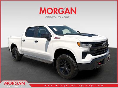 2023 Chevrolet Silverado 1500 LT Trail Boss in White — front three-quarter view
