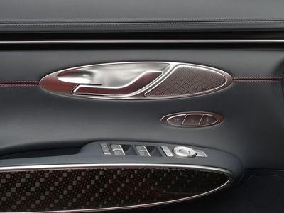 2025 Genesis GV70 - Photo 8