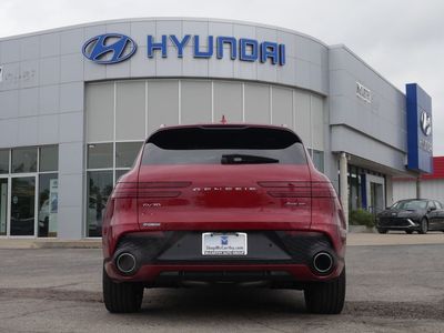 2025 Genesis GV70 - Photo 18