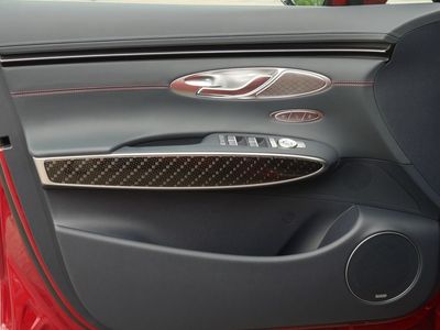 2025 Genesis GV70 - Photo 37