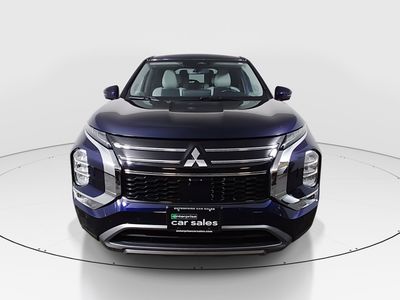 2025 Mitsubishi Outlander - Photo 2