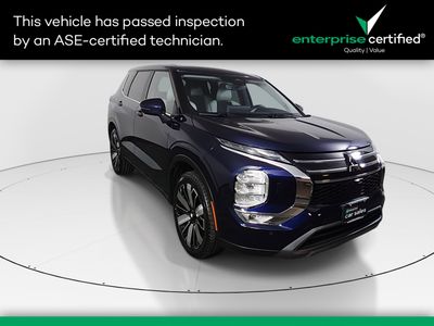 2025 Mitsubishi Outlander - Photo 1