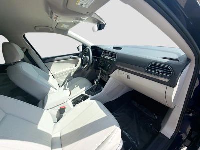 2023 Volkswagen Tiguan — photo 29 view