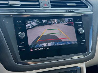 2023 Volkswagen Tiguan — photo 11 view