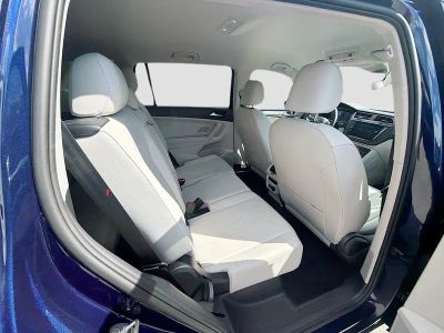 2023 Volkswagen Tiguan — photo 25 view