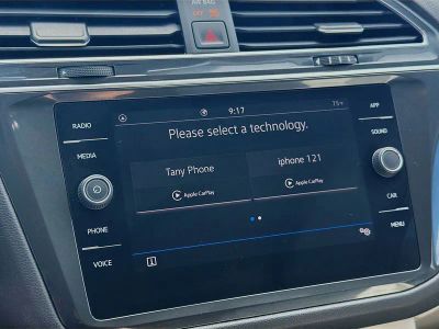2023 Volkswagen Tiguan — photo 10 view
