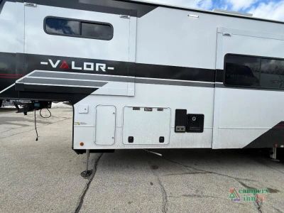 2026 Alliance RV Valor - Photo 10