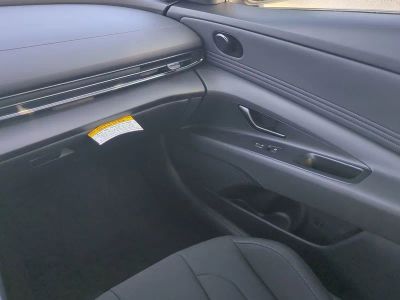 2026 Hyundai ELANTRA HYBRID — photo 18 view