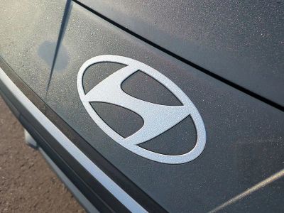 2026 Hyundai ELANTRA HYBRID — photo 13 view