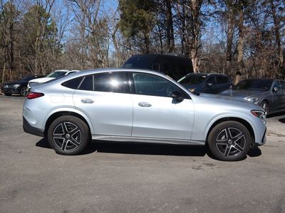 2025 Mercedes-Benz GLC - Photo 2