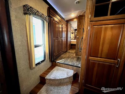 2017 Keystone Montana - Photo 15