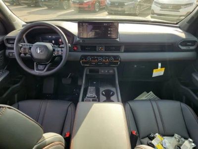 2026 Honda Pilot — photo 12 view