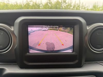 2022 Jeep Wrangler - Photo 8