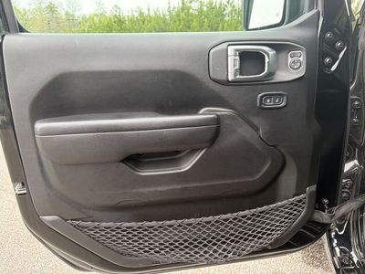 2022 Jeep Wrangler - Photo 26