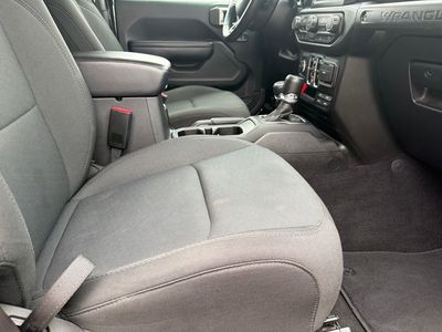 2022 Jeep Wrangler - Photo 35