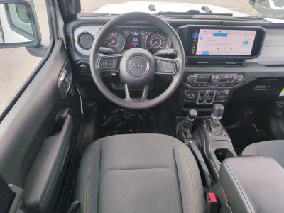 2026 Jeep Wrangler — photo 16 view
