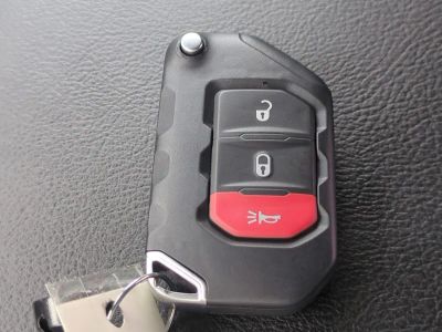 2026 Jeep Wrangler — photo 31 view