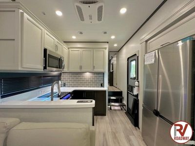 2026 Keystone RV Alpine Avalanche Edition - Photo 17