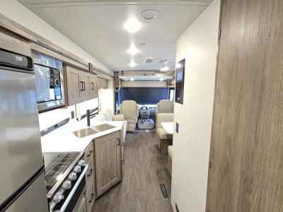 2026 Winnebago VISTA - Photo 3