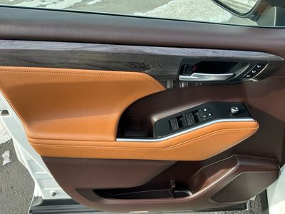 2021 Toyota Highlander - Photo 15