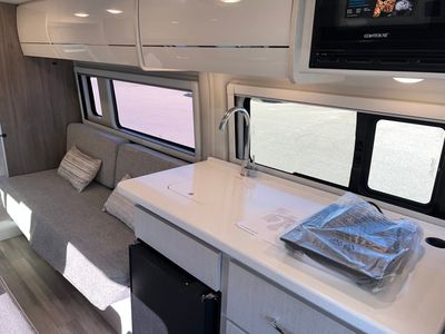 2026 Thor Motor Coach TELLARO - Photo 5