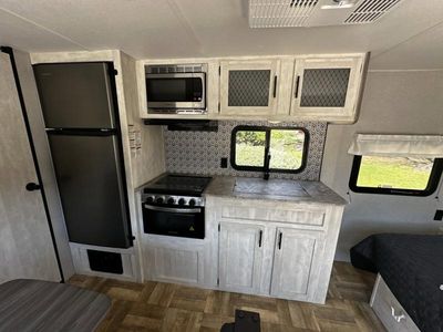 2022 Shasta s - Photo 14