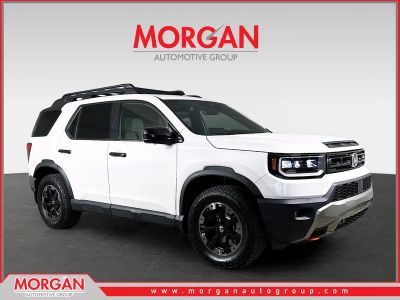 2026 Honda Passport TrailSport Elite in Platinum White Pearl — front three-quarter view