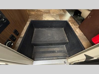 2016 Forest River RV Coachmen Leprechaun — photo 14 view