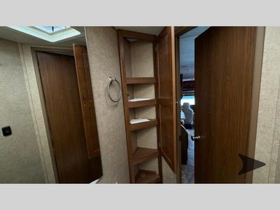 2016 Forest River RV Coachmen Leprechaun — photo 47 view