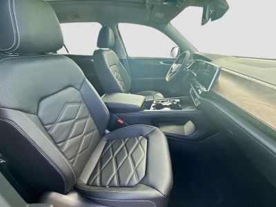 2026 Volkswagen Atlas — photo 24 view