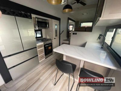 2027 Wildwood Heritage Glen Elite Series 36FL — photo 14 view