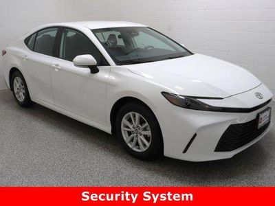 2025 Toyota Camry FWD - Photo 4