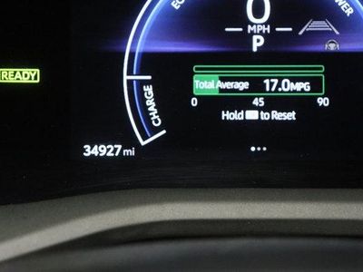 2025 Toyota Camry FWD - Photo 38
