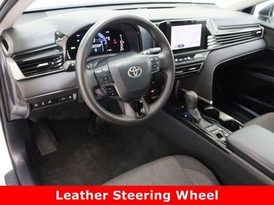 2025 Toyota Camry FWD - Photo 13