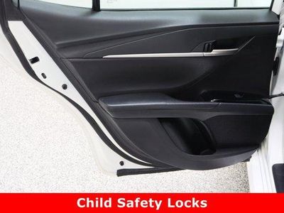 2025 Toyota Camry FWD - Photo 24