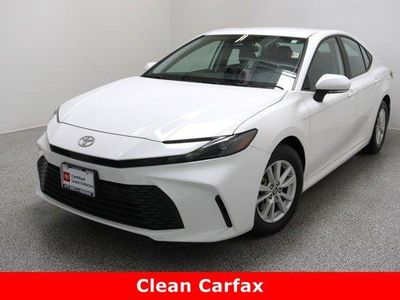 2025 Toyota Camry FWD - Photo 2