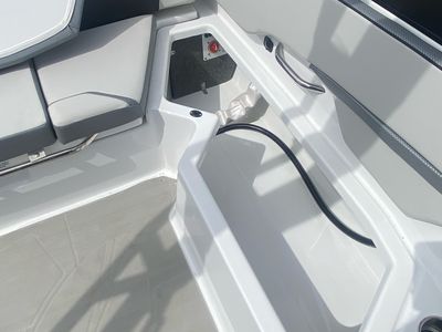 2025 Scarab 215 SE - Photo 10