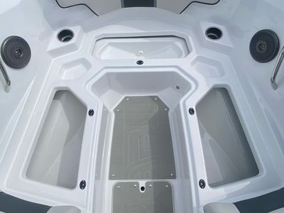 2025 Scarab 215 SE - Photo 9