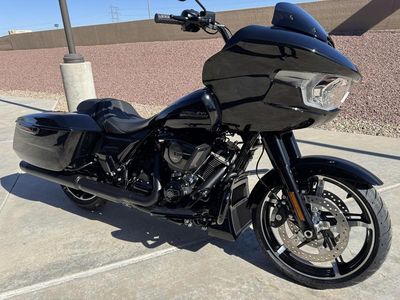 2025 Harley-Davidson FLTRX - Road Glide in VIVID BLACK — front three-quarter view