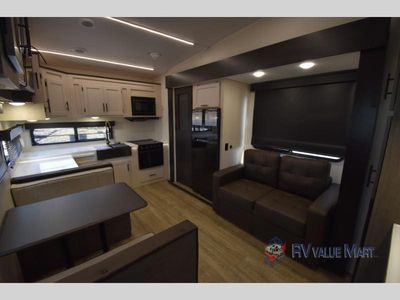 2025 Forest River RV Cherokee Arctic Wolf - Photo 7